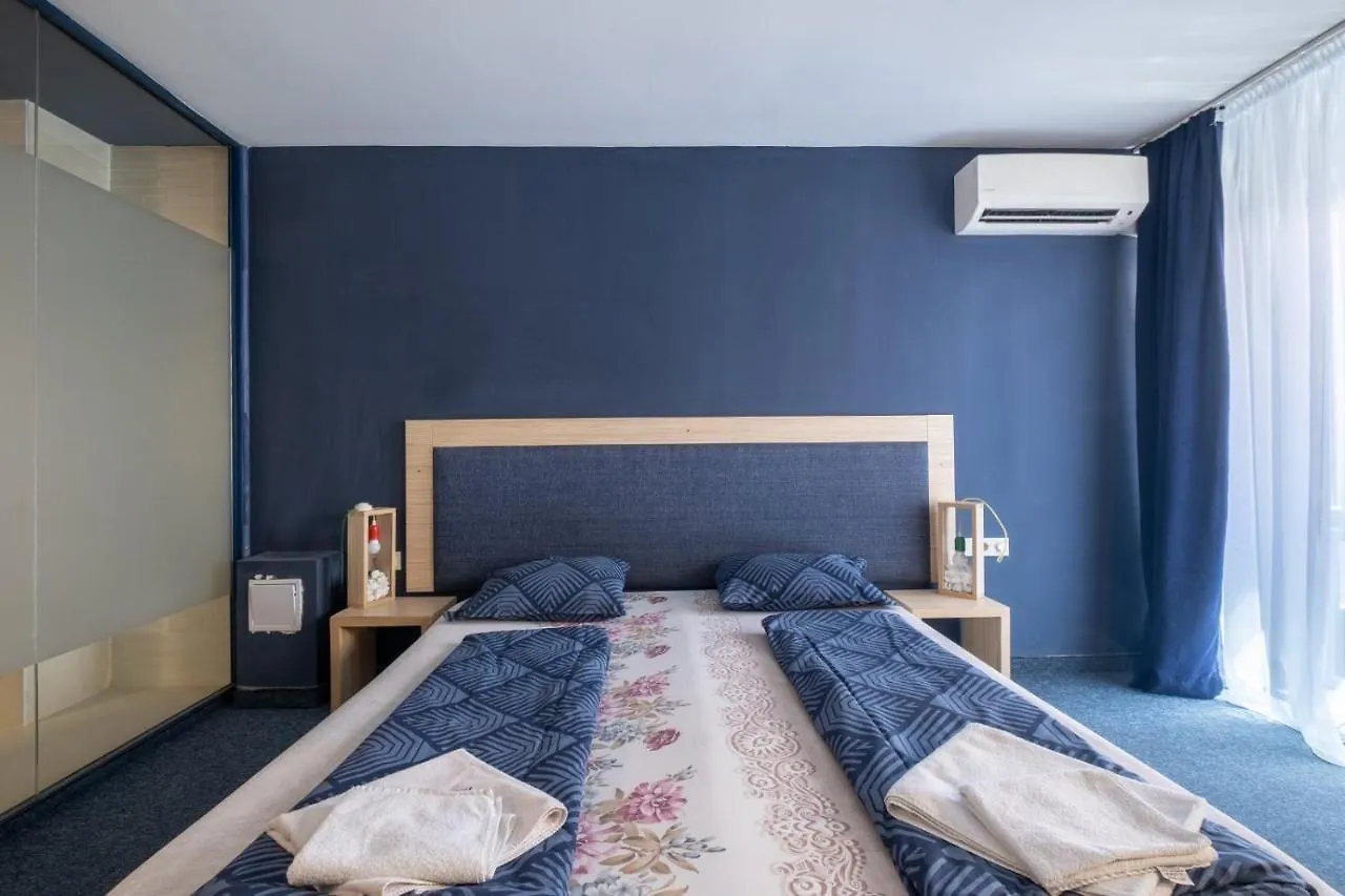 Barocco Rooms 소피아 아파트